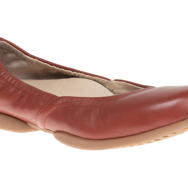Abeo store ballet flats